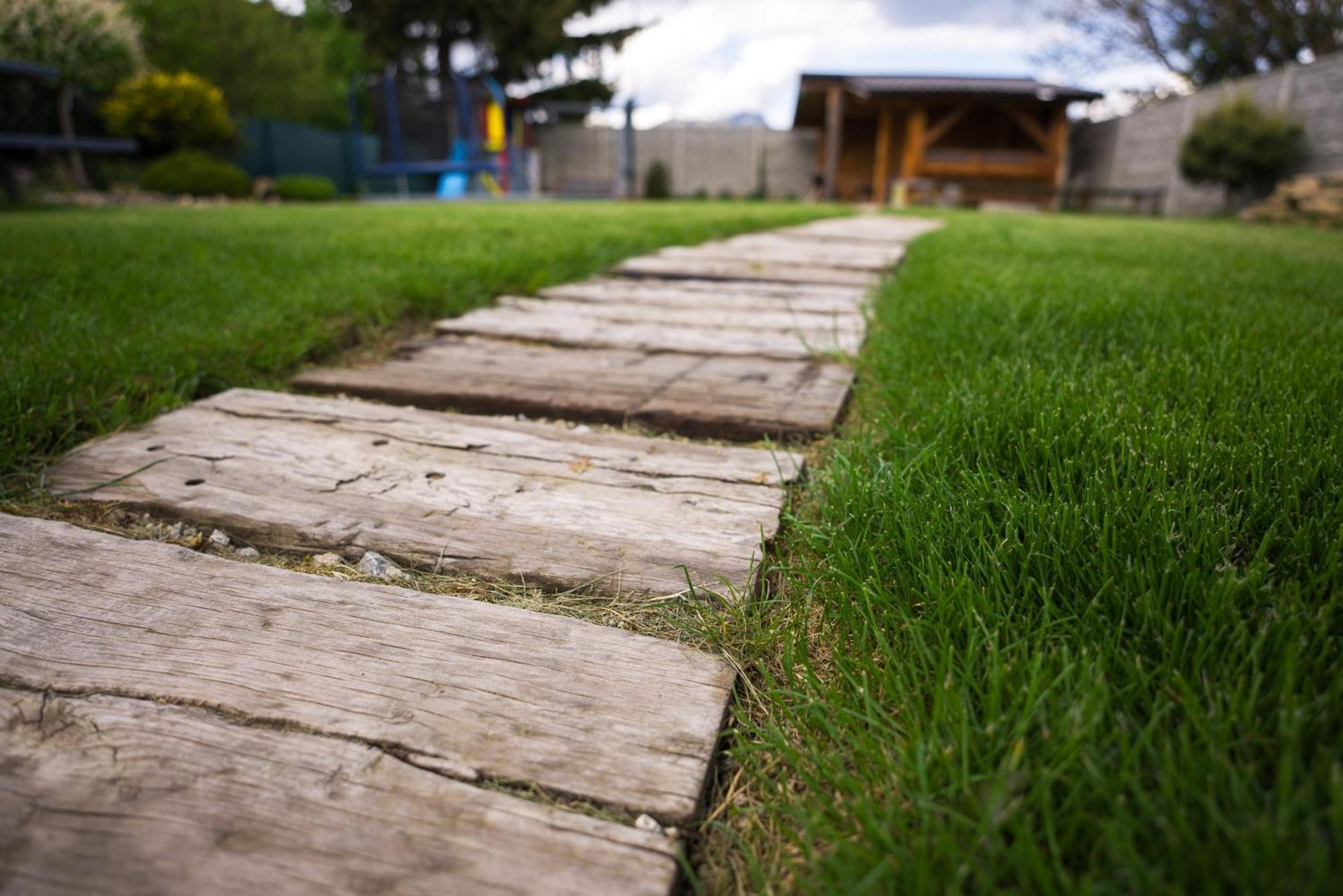 Apartmany Banff Bešeňová Kültér fotó