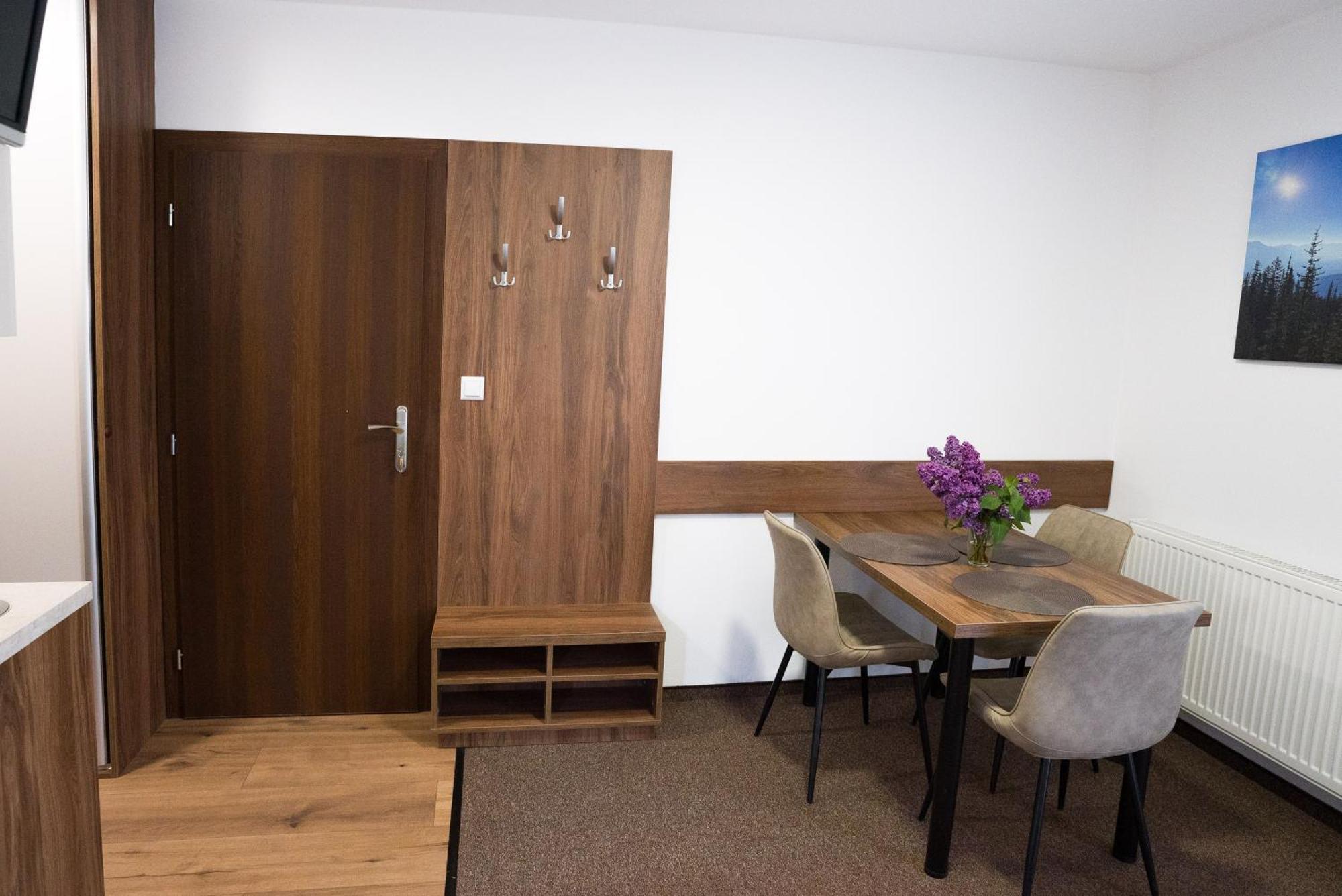Apartmany Banff Bešeňová Kültér fotó