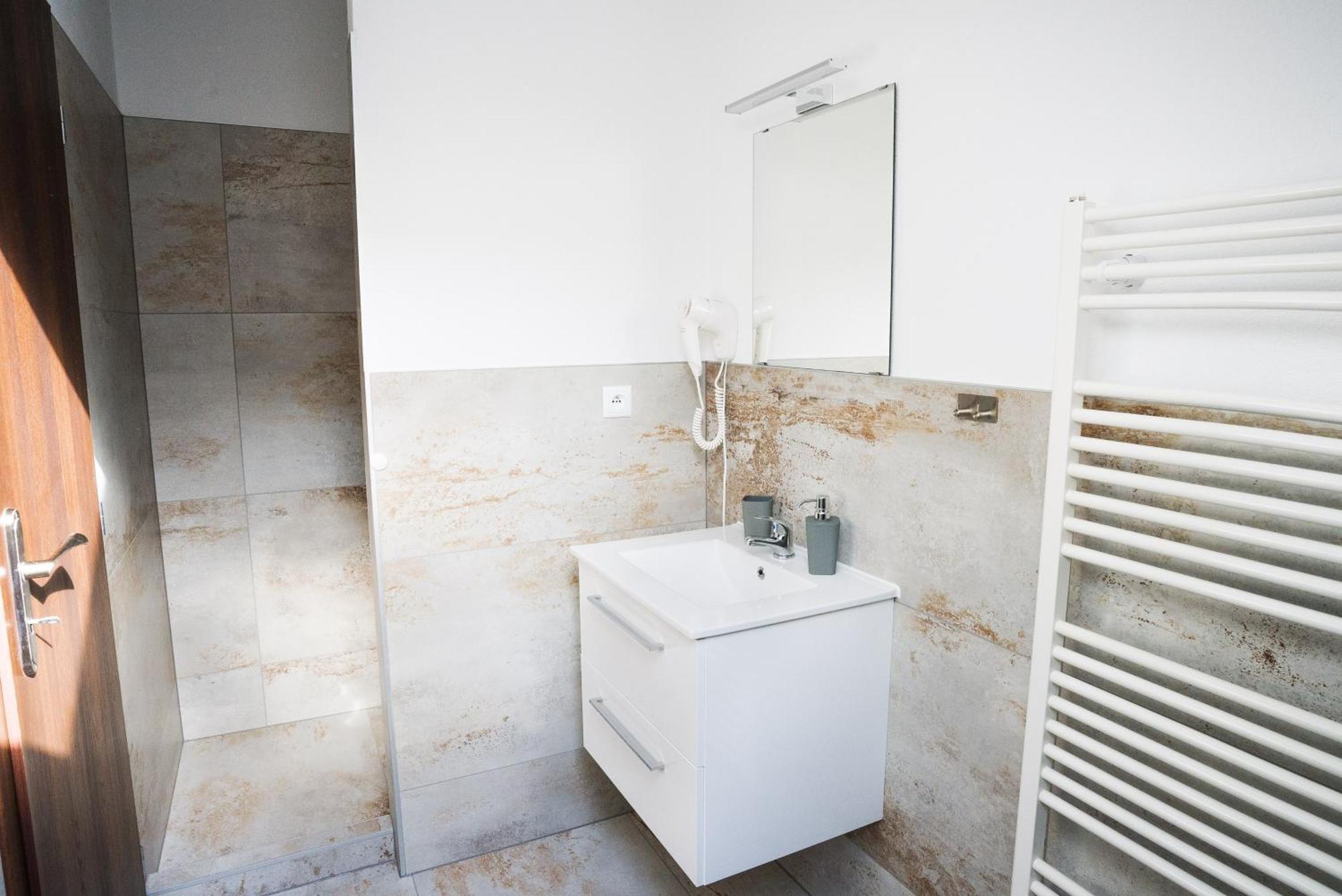 Apartmany Banff Bešeňová Kültér fotó