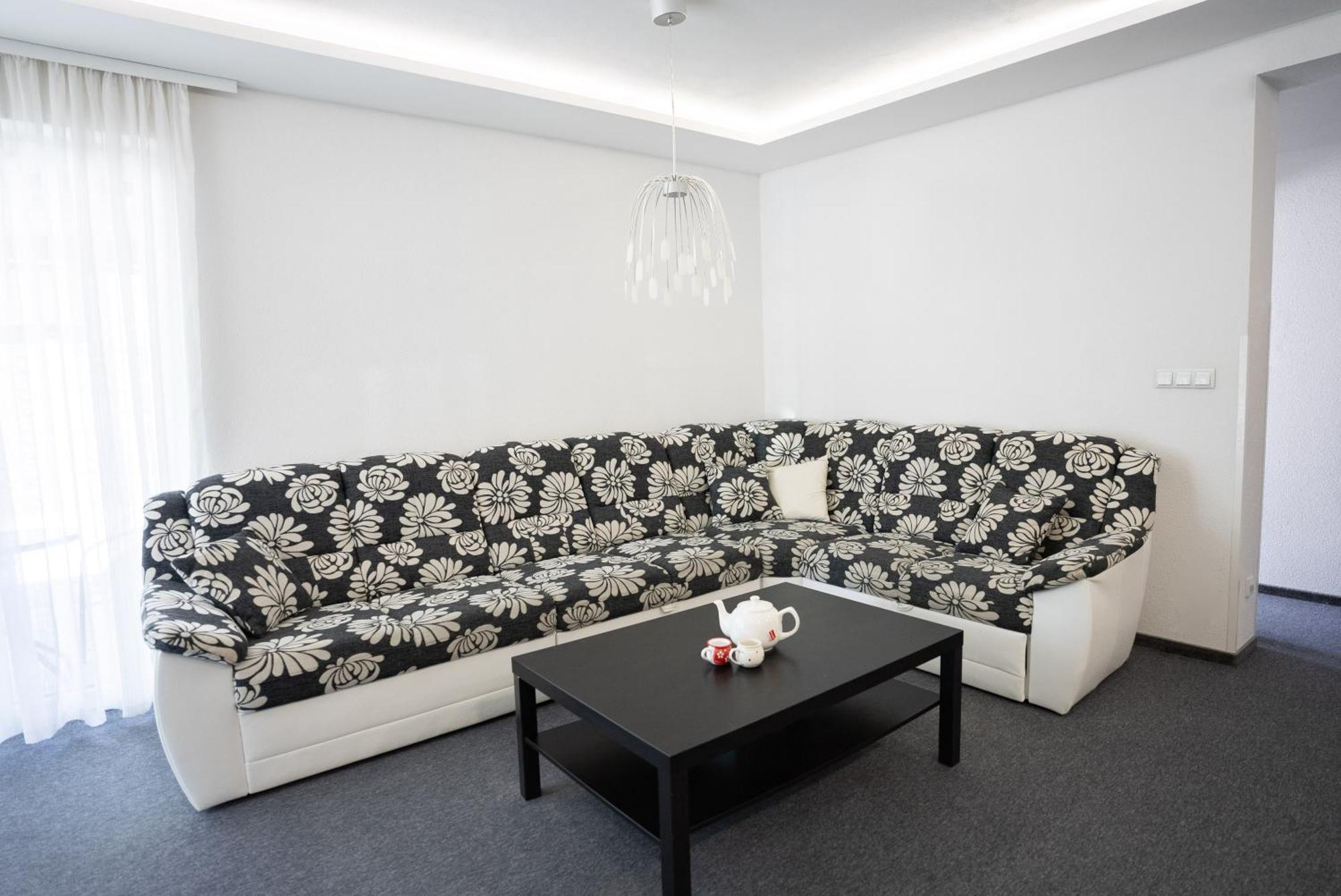 Apartmany Banff Bešeňová Kültér fotó